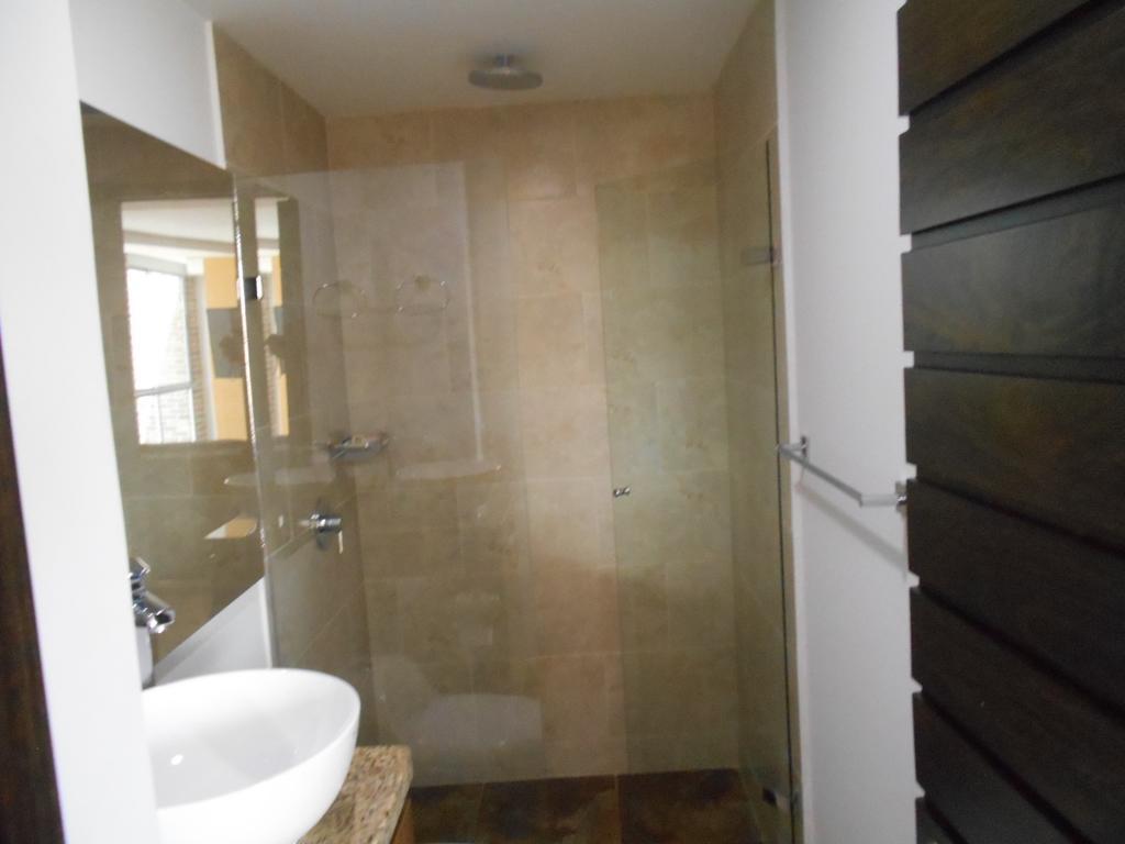 Apartasuites Av Medellín Esterno foto